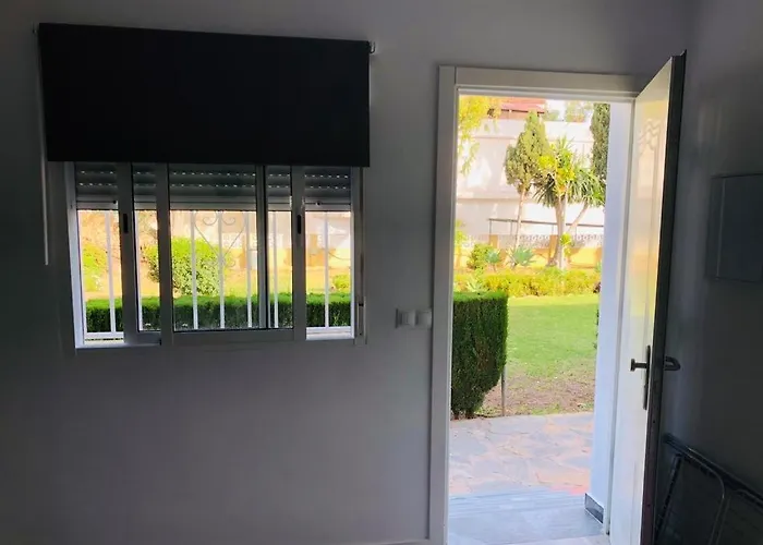 Carihuela Puerto * Торремолинос